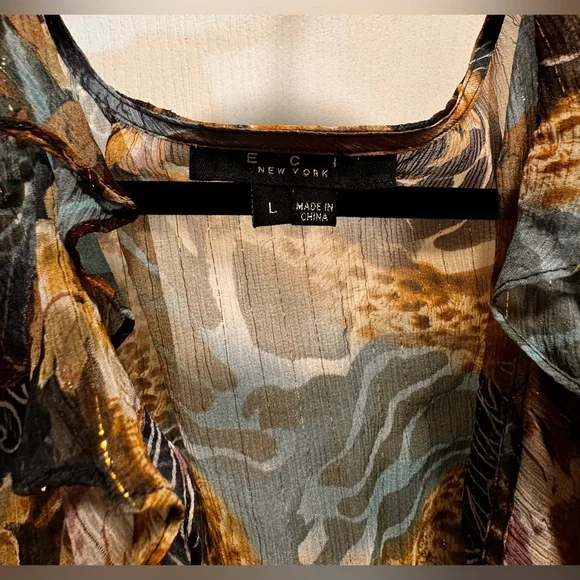ECI New York beautiful metallic sheer ruffled neck wrap blouse size Large - Picture 5 of 6